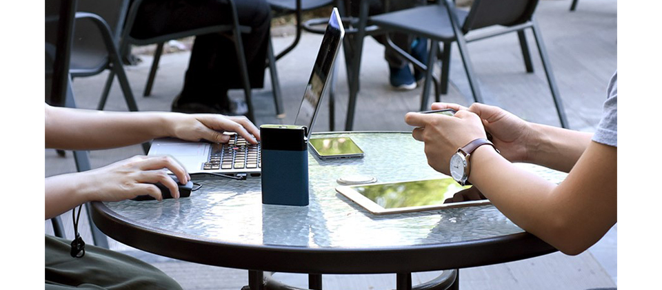 Внешний аккумулятор Xiaomi ZMI MF885 10000mAh с 4G-модемом Внешний аккумулятор Xiaomi ZMI MF885 10000mAh с 4G-модемом